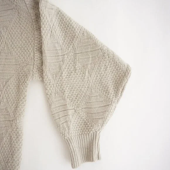 Vintage Gioni Beige Textured Knit Crewneck Sweater Minimalist Neutral Classic M - Picture 4 of 9